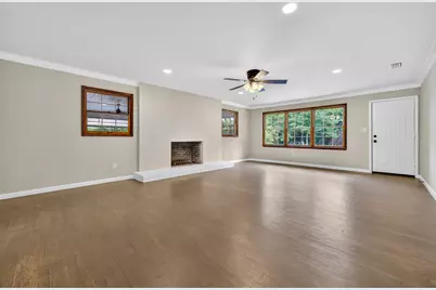 758 9th Avenue, Crestview, FL 32536 - Photo 8