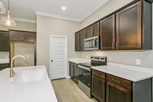 4567 Pfitzer Cir, Crestview, FL 32536 - Photo 12