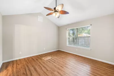 413 Bristol Cove Road, Mary Esther, FL 32569 - Photo 4