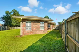 212 Eleases Crossing, Crestview, FL 32539 - Photo 36