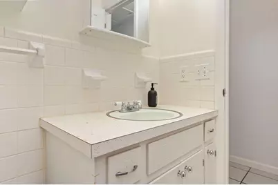 710 E Hollywood Boulevard E, Mary Esther, FL 32569 - Photo 24