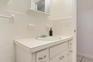 710 E Hollywood Blvd E, Mary Esther, FL 32569 - Photo 24