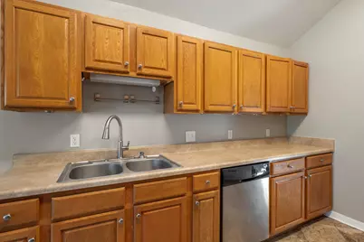 2240 Prytania Circle, Navarre, FL 32566 - Photo 16