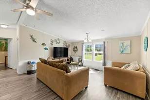 5078 Santa Gertrudas Dr, Milton, FL 32583 - Photo 8