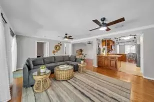 270 NE Beachview Dr NE, Fort Walton Beach, FL 32547 - Photo 14