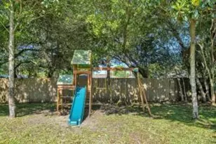 270 NE Beachview Dr NE, Fort Walton Beach, FL 32547 - Photo 24