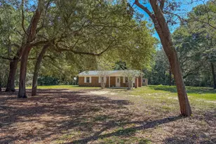 5703 Old River Rd, Baker, FL 32531 - Photo 14