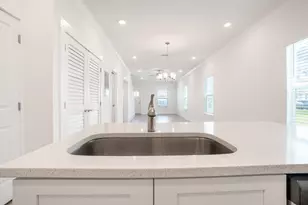 139 Date Palm Ln, Freeport, FL 32439 - Photo 12