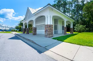 139 Date Palm Ln, Freeport, FL 32439 - Photo 26