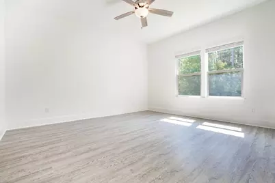 139 Date Palm Lane, Freeport, FL 32439 - Photo 16