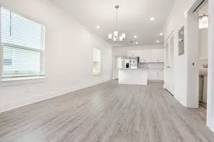 139 Date Palm Ln, Freeport, FL 32439 - Photo 6