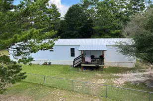 143 Honeysuckle St, Defuniak Springs, FL 32433 - Photo 76