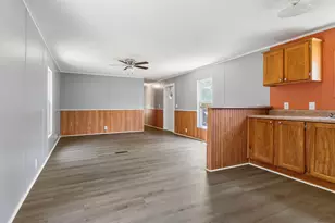 143 Honeysuckle St, Defuniak Springs, FL 32433 - Photo 36