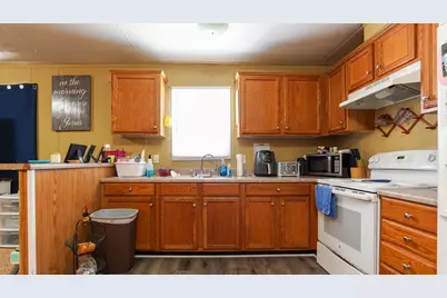 143 Honeysuckle Street, Defuniak Springs, FL 32433 - Photo 10