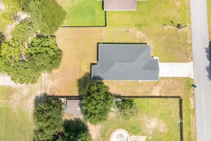 6160 Hayes Dr, Crestview, FL 32539 - Photo 6