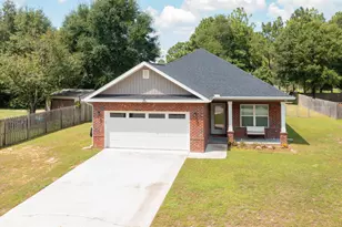 6160 Hayes Dr, Crestview, FL 32539 - Photo 1