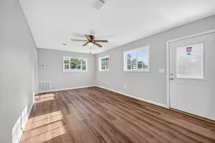 393 Lowery Dr, Fort Walton Beach, FL 32547 - Photo 8