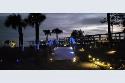 7376 Mulberry Lane, Navarre, FL 32566 - Photo 14