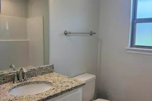 184 Ridgeway Cir, Crestview, FL 32536 - Photo 8