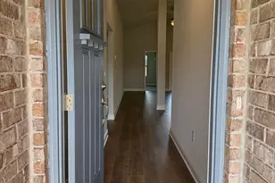 184 Ridgeway Cir, Crestview, FL 32536 - Photo 4