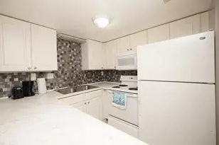 308 SW Miracle Strip Parkway SW, Fort Walton Beach, FL 32548 - Photo 10