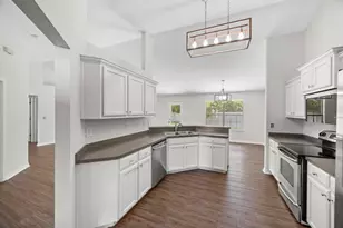 1976 Bay Pine Cir, Gulf Breeze, FL 32563 - Photo 12