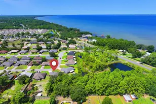 1976 Bay Pine Cir, Gulf Breeze, FL 32563 - Photo 34