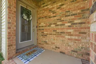 313 Gauntlet Dr, Crestview, FL 32539 - Photo 4