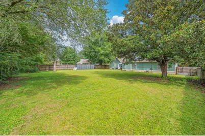 253 Grand Prix Drive, Crestview, FL 32536 - Photo 34