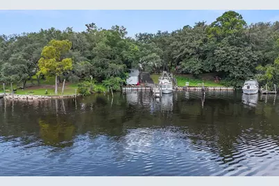 1725 18th Street, Niceville, FL 32578 - Photo 1