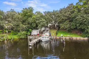1725 18th St, Niceville, FL 32578 - Photo 2