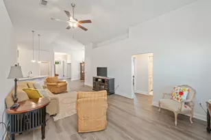 467 Marquis Wy, Freeport, FL 32439 - Photo 8