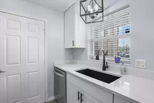 4270 Calinda Ln, Niceville, FL 32578 - Photo 4