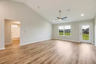 3203 Liz Ct, Crestview, FL 32539 - Photo 6