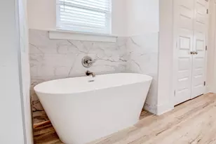 1756 Thomas St, Niceville, FL 32578 - Photo 12