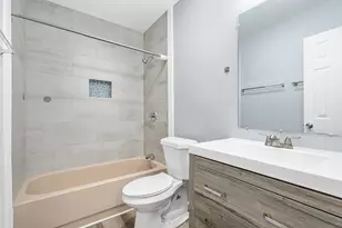 410 Rue Des Tours, Mary Esther, FL 32569 - Photo 34