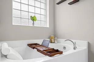 3023 Crown Creek Cir, Crestview, FL 32539 - Photo 18