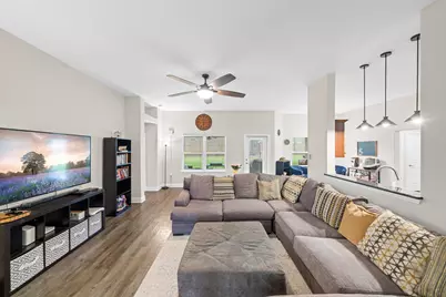 3023 Crown Creek Circle, Crestview, FL 32539 - Photo 8