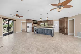 757 Seahorse Ave, Fort Walton Beach, FL 32548 - Photo 6