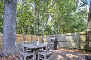 38 NW Baywood Ct NW, Fort Walton Beach, FL 32548 - Photo 18