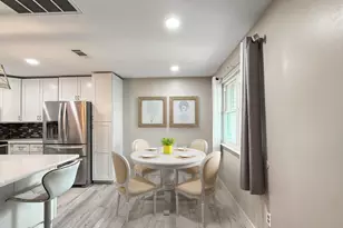 1100 Shoreline Dr, Gulf Breeze, FL 32561 - Photo 2