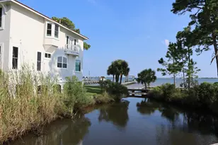 431 Atwater Ct, Mary Esther, FL 32569 - Photo 8