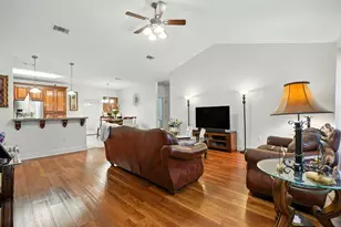 1310 Texas Pkwy, Crestview, FL 32536 - Photo 10