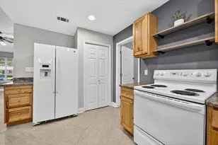 7117 Dale St, Pensacola, FL 32503 - Photo 8