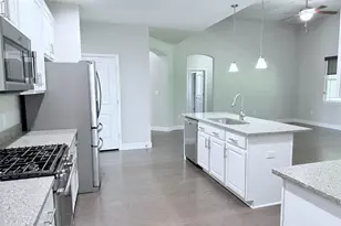 466 Brighton Cv, Freeport, FL 32439 - Photo 4