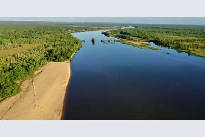 135 Water Oaks Way, Apalachicola, FL 32320 - Photo 2