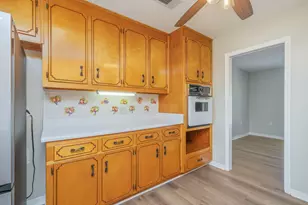 402 10 Lake Dr, Defuniak Springs, FL 32433 - Photo 12