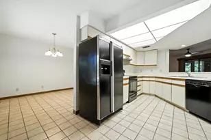 2409 Roberts Dr, Niceville, FL 32578 - Photo 14