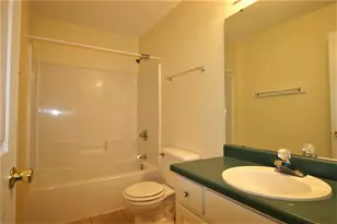 532 Brock Ave, Crestview, FL 32539 - Photo 8