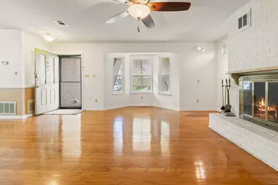 807 Holbrook Circle, Fort Walton Beach, FL 32547 - Photo 6